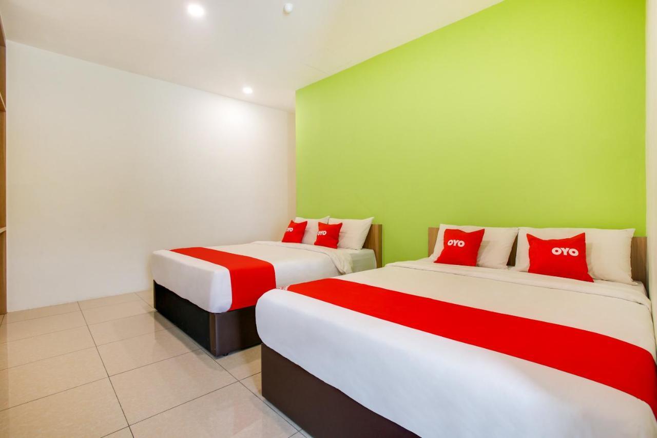 Oyo 89677 Sunflower Hotel Seremban Exterior foto